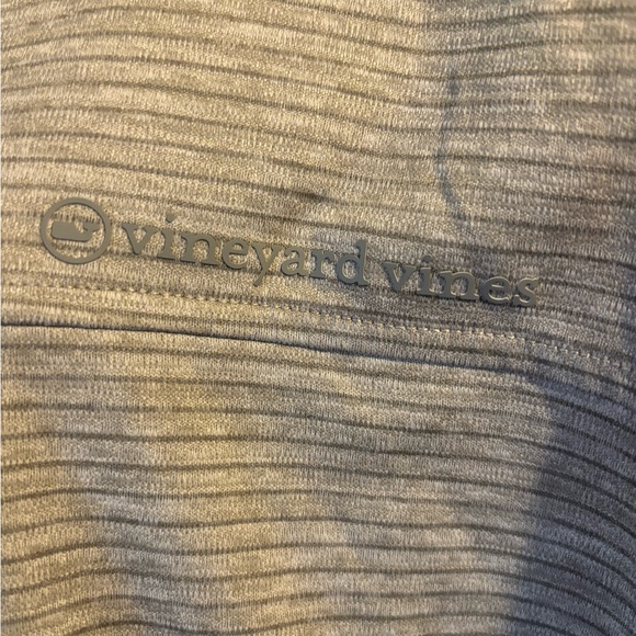 Vineyard Vines Performance 1/4 Zip - Picture 2 of 4